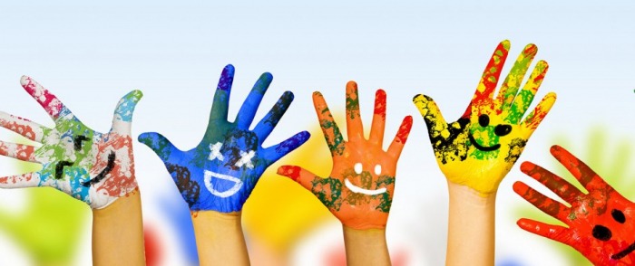 Banaba buitengewoon onderwijs beschilderde handen